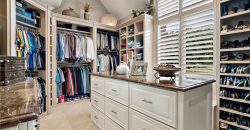 Homes for Sale in Parkville, MO 64152 | 6006  West Shore Court