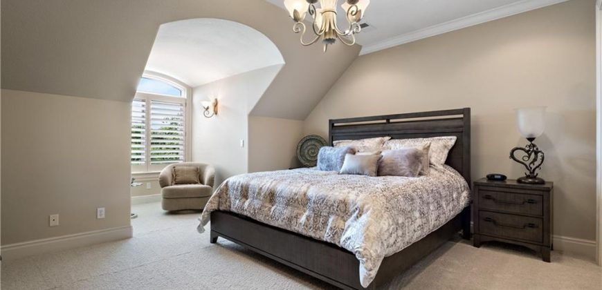 Homes for Sale in Parkville, MO 64152 | 6006  West Shore Court