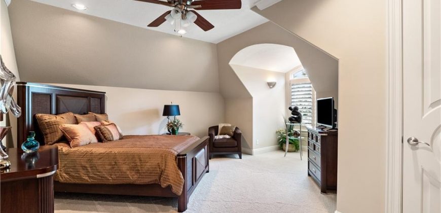 Homes for Sale in Parkville, MO 64152 | 6006  West Shore Court