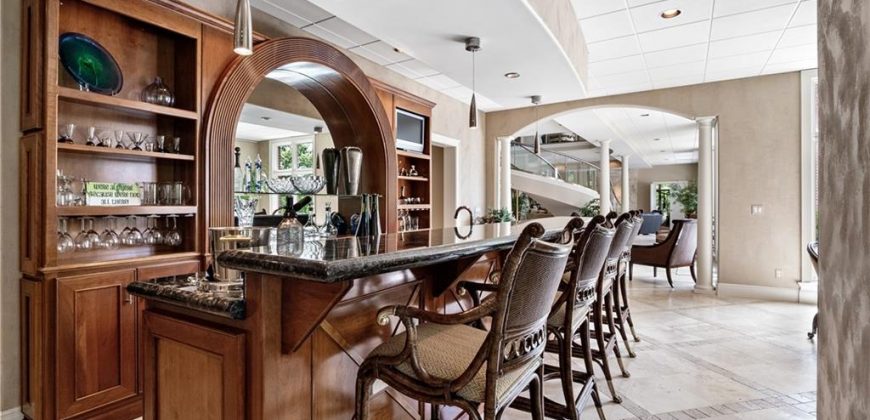 Homes for Sale in Parkville, MO 64152 | 6006  West Shore Court