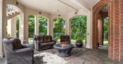 Homes for Sale in Parkville, MO 64152 | 6006  West Shore Court