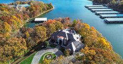 Homes for Sale in Parkville, MO 64152 | 6006  West Shore Court