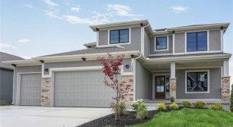 Homes for Sale in Parkville, MO 64152 | 7080 NW Forest Lakes Drive