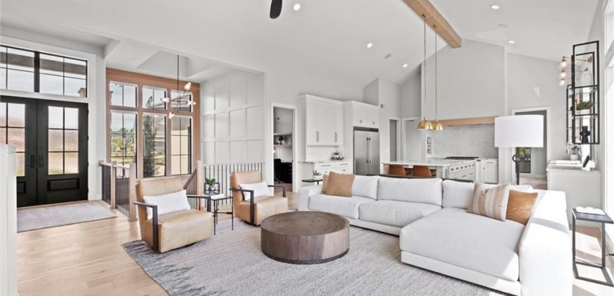 Homes for Sale in Parkville, MO 64152 | 7390 N National Drive