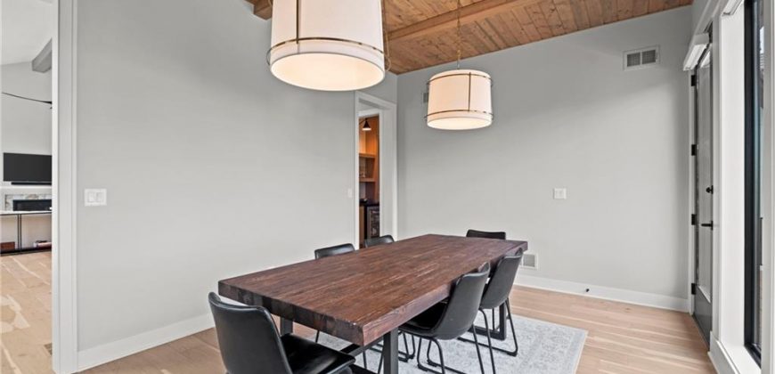 Homes for Sale in Parkville, MO 64152 | 7390 N National Drive