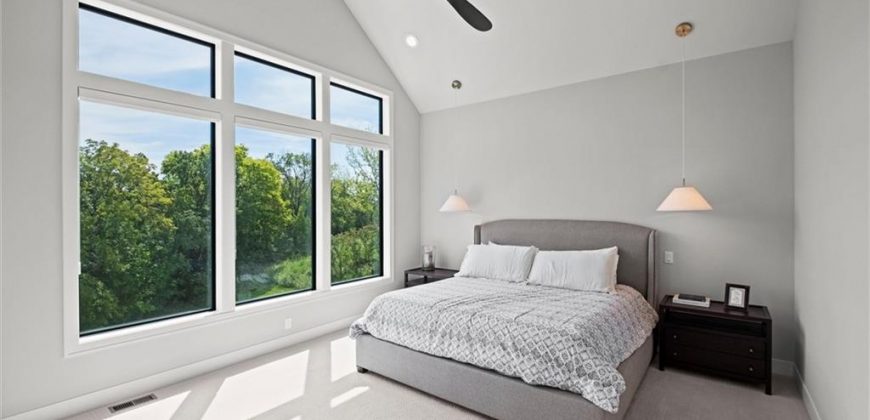 Homes for Sale in Parkville, MO 64152 | 7390 N National Drive