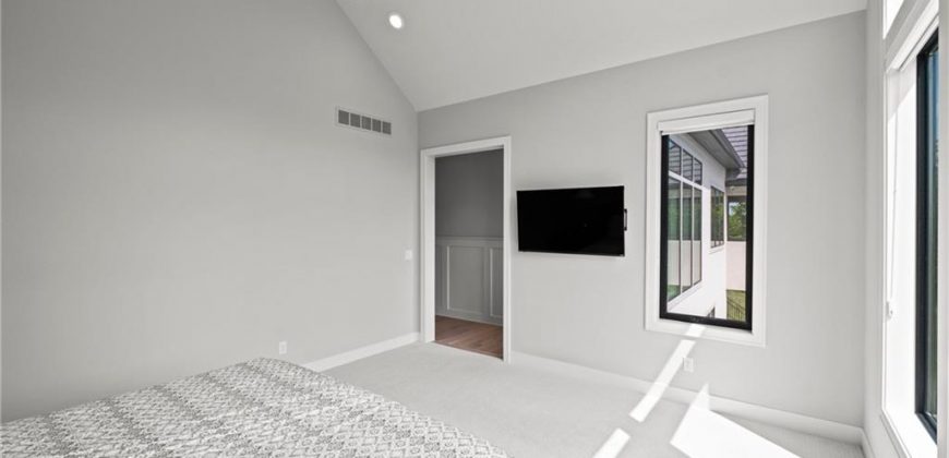 Homes for Sale in Parkville, MO 64152 | 7390 N National Drive