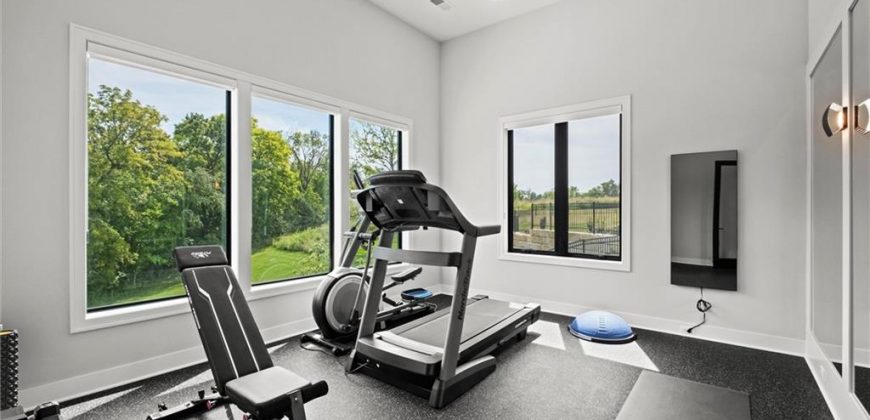 Homes for Sale in Parkville, MO 64152 | 7390 N National Drive