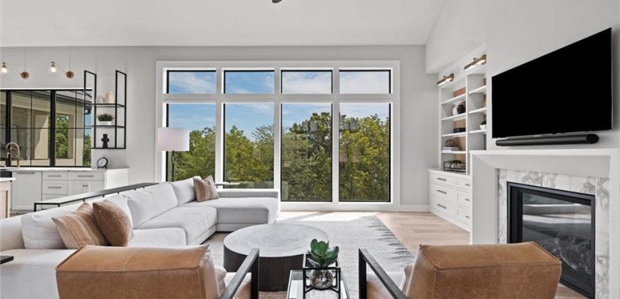 Homes for Sale in Parkville, MO 64152 | 7390 N National Drive