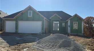 Homes for Sale in Parkville, MO 64152 | 13715 NW 70th Street