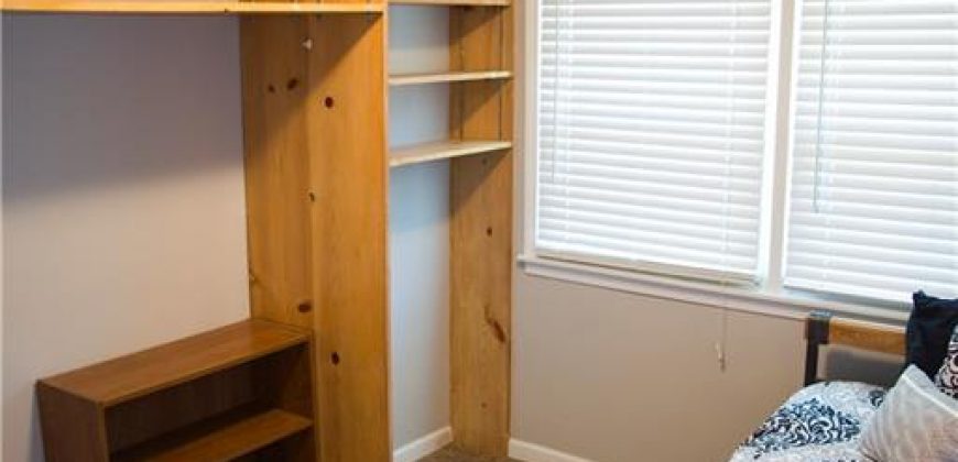 Homes for Sale in Liberty, MO 64068 | 1025  Orchard Avenue