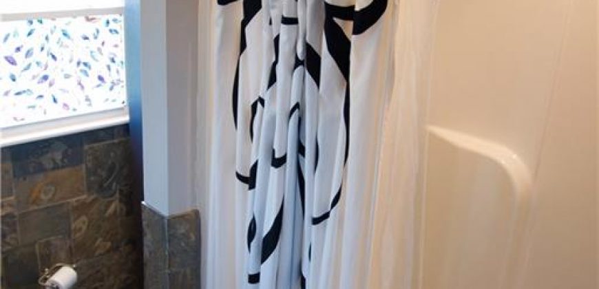 Homes for Sale in Liberty, MO 64068 | 1025  Orchard Avenue