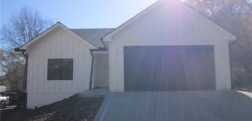 Homes for Sale in Excelsior Springs, MO 64024 | 1219  Paton Street