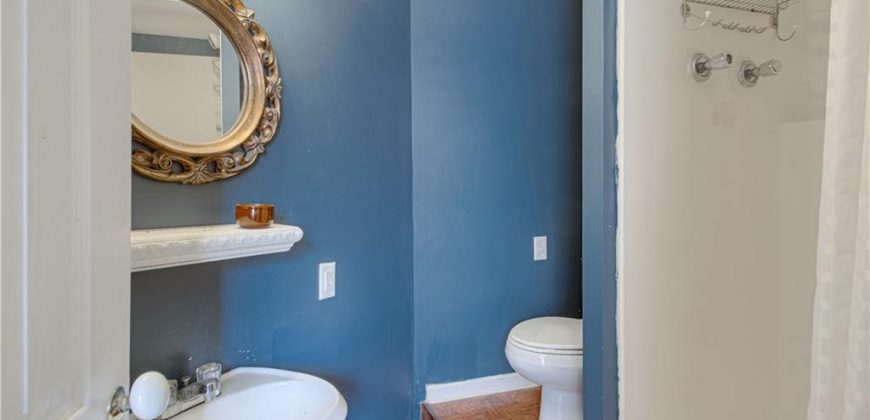 Homes for Sale in Missouri City, MO 64072 | 611  Main Street