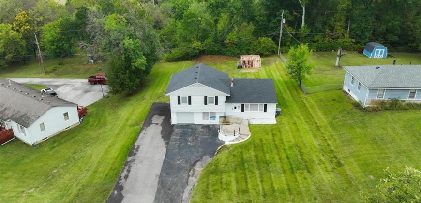 Homes for Sale in Kansas City, MO 64155 | 800 NE 90th Street