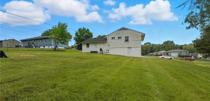 Homes for Sale in Kansas City, MO 64155 | 800 NE 90th Street