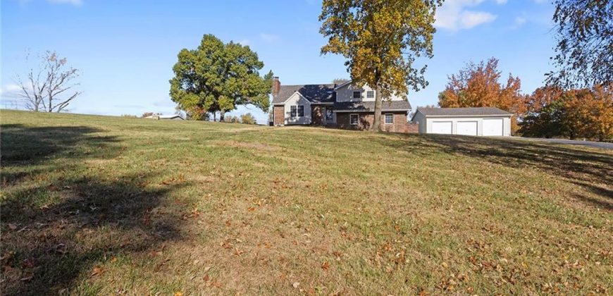 Homes for Sale in Liberty, MO 64068 | 2120  Pin Oak Drive