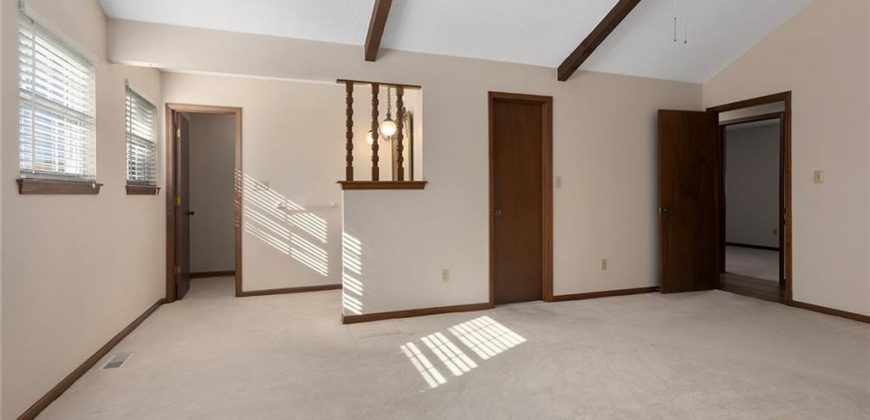 Homes for Sale in Liberty, MO 64068 | 2120  Pin Oak Drive