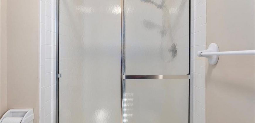 Homes for Sale in Liberty, MO 64068 | 2120  Pin Oak Drive