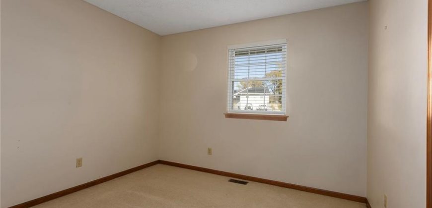 Homes for Sale in Liberty, MO 64068 | 2120  Pin Oak Drive