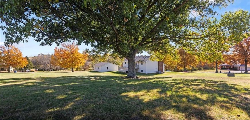 Homes for Sale in Liberty, MO 64068 | 2120  Pin Oak Drive