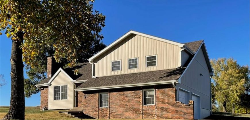 Homes for Sale in Liberty, MO 64068 | 2120  Pin Oak Drive