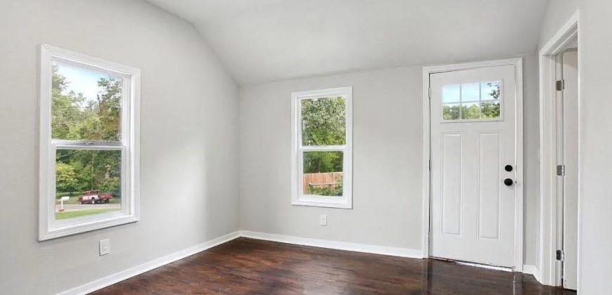 Homes for Sale in Kansas City, MO 64119 | 5814  Gunn Avenue