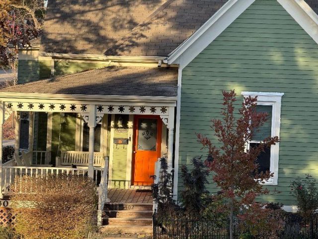 Homes for Sale in Liberty, MO 64068 | 402 N Leonard Street