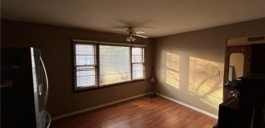 Homes for Sale in North Kansas City, MO 64116 | 3335 N chippewa Drive