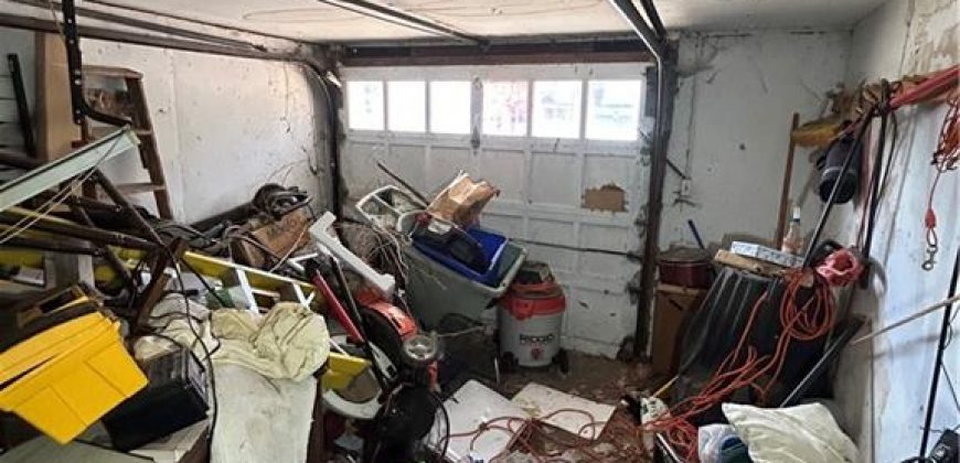 Homes for Sale in North Kansas City, MO 64116 | 3335 N chippewa Drive