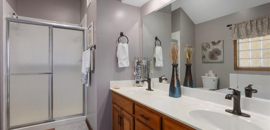 Homes for Sale in Kansas City, MO 64152 | 8302  77th Terrace