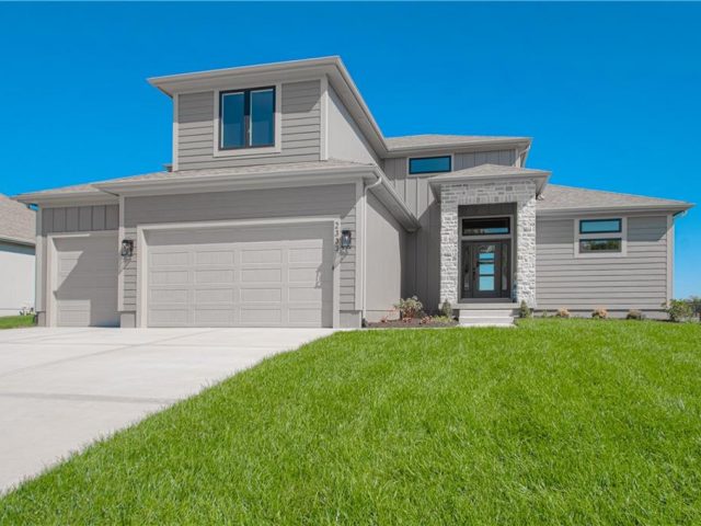 Homes for Sale in Kearney, MO 64060 | 2333  Fishing Lane