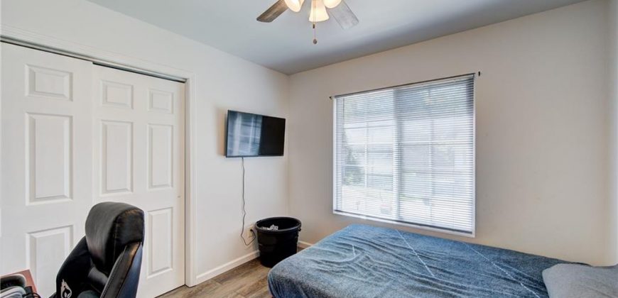 Homes for Sale in Parkville, MO 64152 | 5716 NW Creekview Drive