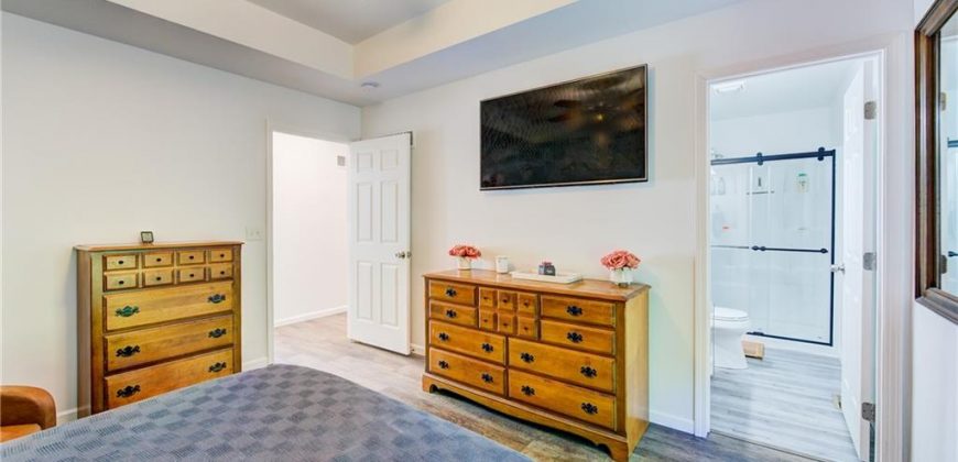 Homes for Sale in Parkville, MO 64152 | 5716 NW Creekview Drive