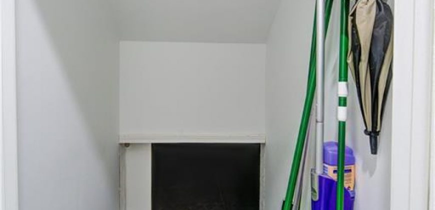 Homes for Sale in Parkville, MO 64152 | 5716 NW Creekview Drive