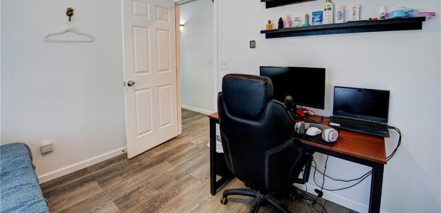 Homes for Sale in Parkville, MO 64152 | 5716 NW Creekview Drive