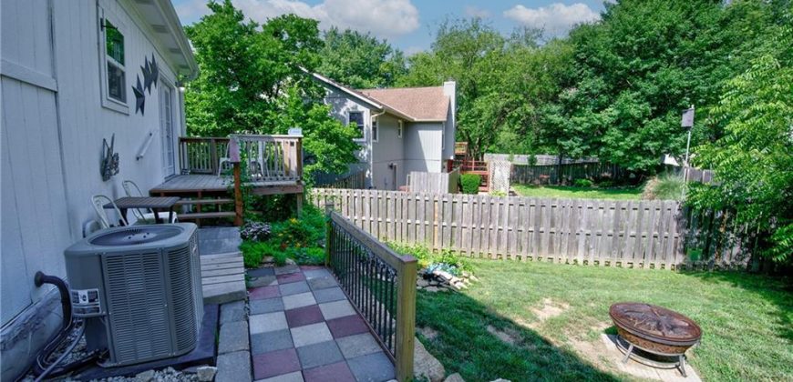 Homes for Sale in Parkville, MO 64152 | 5716 NW Creekview Drive