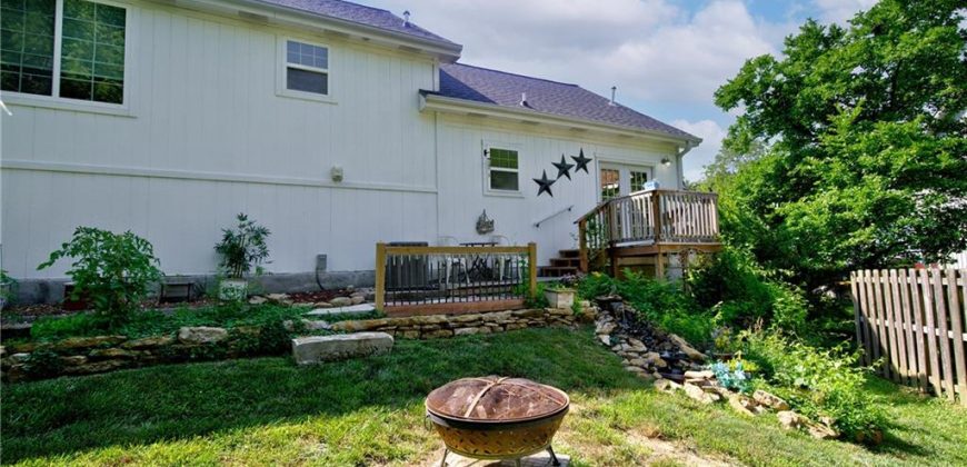 Homes for Sale in Parkville, MO 64152 | 5716 NW Creekview Drive