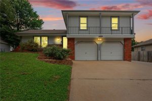 1206-NE-81st-Terrace-mls-2564019-image-1