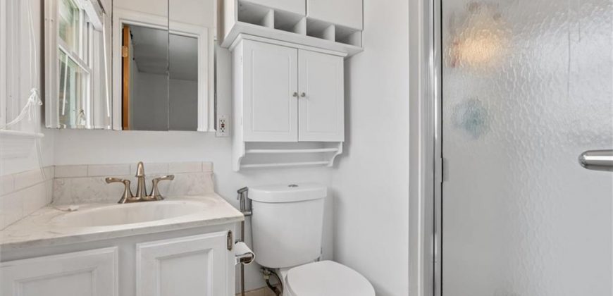 Homes for Sale in Kansas City, MO 64118 | 1206 NE 81st Terrace