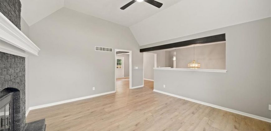 Homes for Sale in Gladstone, MO 64119 | 7109 N Indiana Street