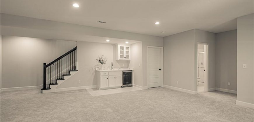 Homes for Sale in Kansas City, MO 64156 | 4818 NE 105th Street