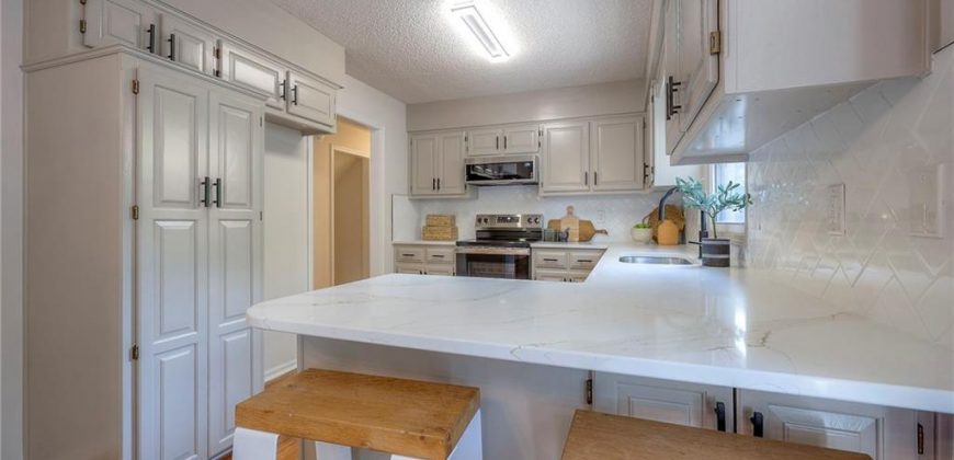 Homes for Sale in Liberty, MO 64068 | 1124  Amesbury Avenue