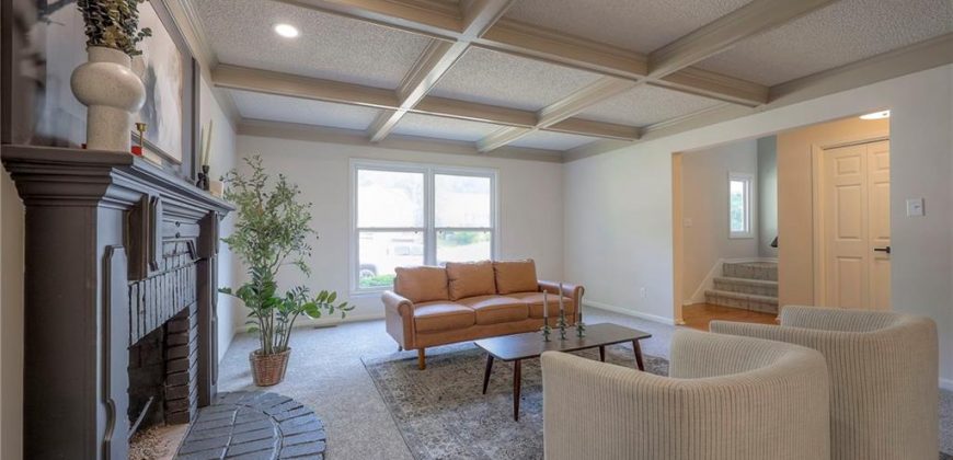 Homes for Sale in Liberty, MO 64068 | 1124  Amesbury Avenue