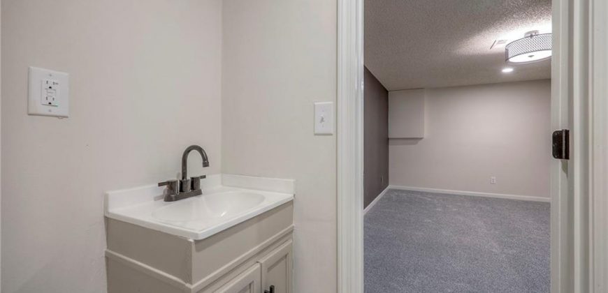 Homes for Sale in Liberty, MO 64068 | 1124  Amesbury Avenue