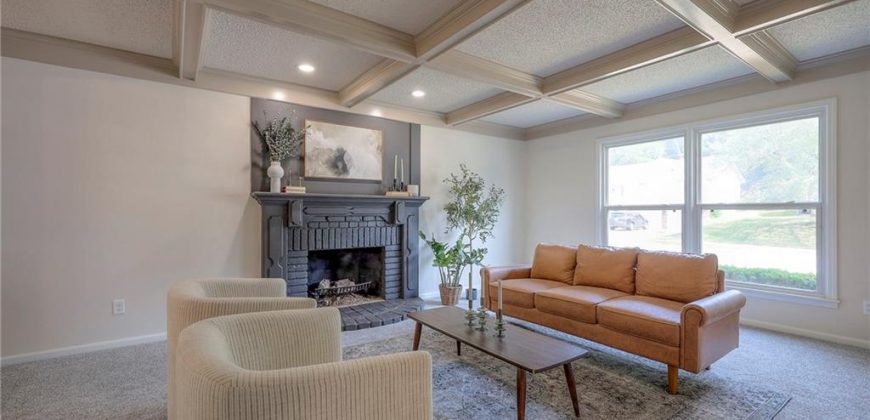 Homes for Sale in Liberty, MO 64068 | 1124  Amesbury Avenue