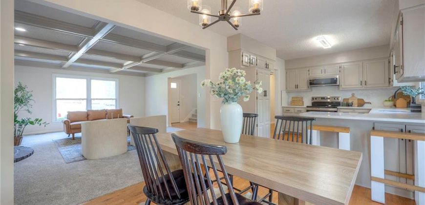 Homes for Sale in Liberty, MO 64068 | 1124  Amesbury Avenue