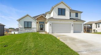 Homes for Sale in Kearney, MO 64060 | 13703  Clover Court
