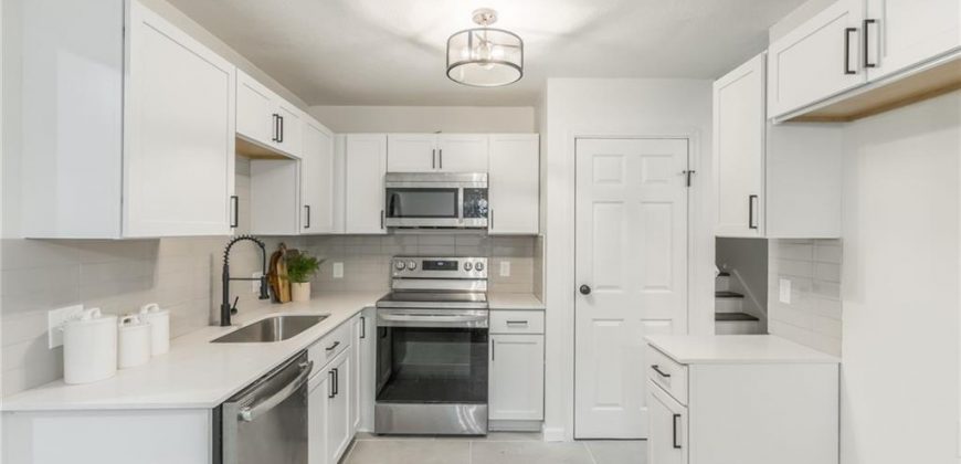 Homes for Sale in Kansas City, MO 64119 | 4835 N Manchester Avenue