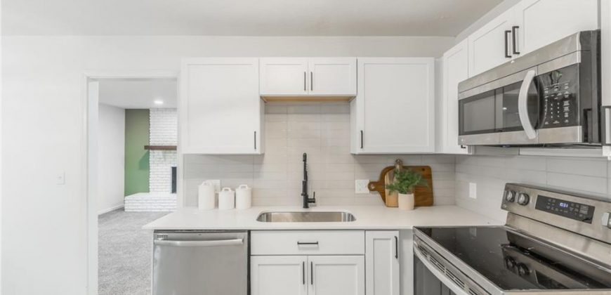 Homes for Sale in Kansas City, MO 64119 | 4835 N Manchester Avenue